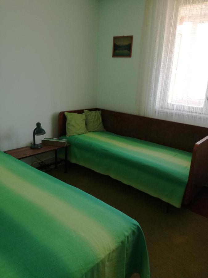 Sara Apartman Тиргу-Муреш Екстер'єр фото